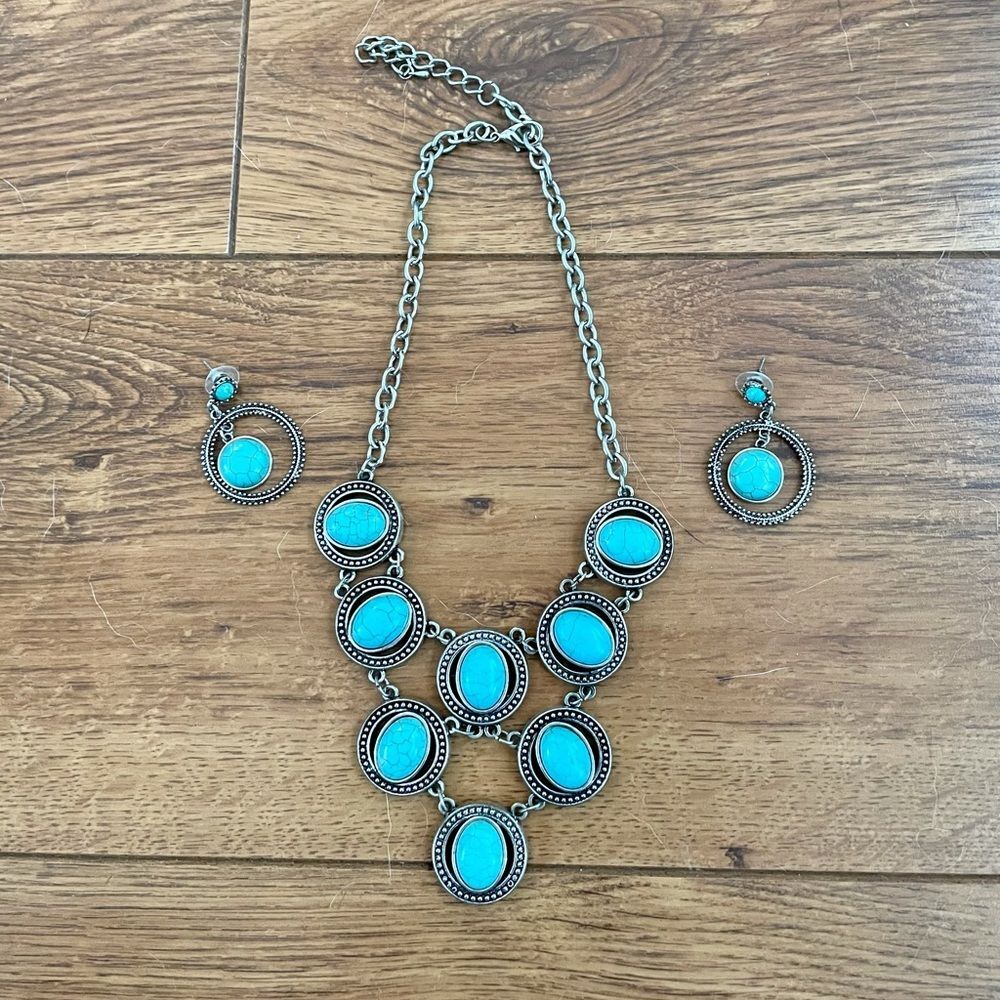 Beautiful turquoise and silver set